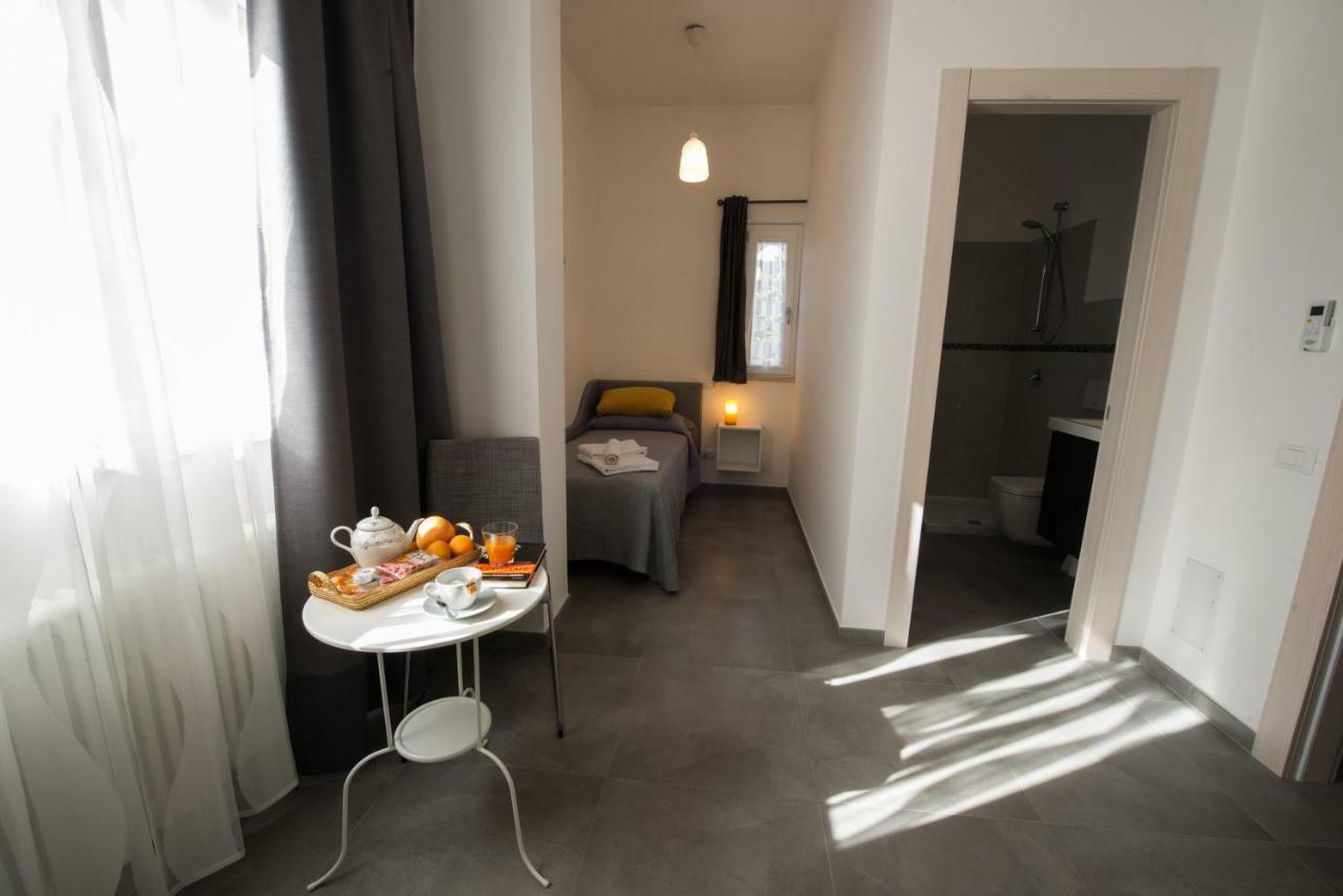 B&B La Veranda Di Gio Torrimpietra Luaran gambar